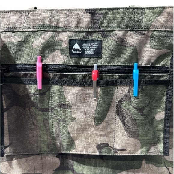 Burton Green and Brown Camouflage Bag Dual Straps Large Interior - Picture 11 of 14